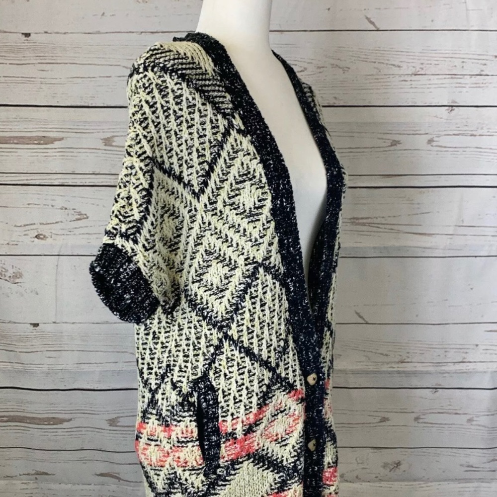 CAbi Short sleeved sweater top size xs